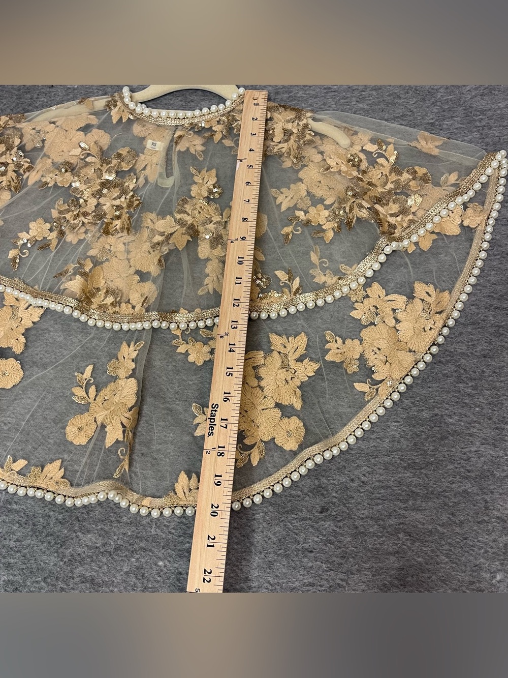 Vintage Shawl Gold Sequin Pearl Bead Embellished Women Cape Shrug Wrap Size 32 - Picture 7 of 12